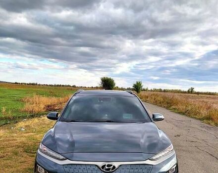 Сірий Хендай Kona, об'ємом двигуна 0 л та пробігом 109 тис. км за 17500 $, фото 6 на Automoto.ua