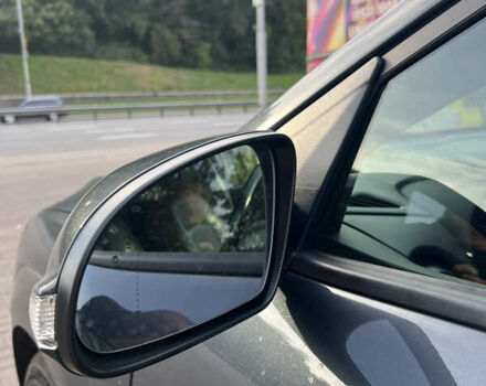 Сірий Хендай Kona, об'ємом двигуна 0 л та пробігом 113 тис. км за 17000 $, фото 4 на Automoto.ua