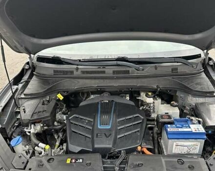 Серый Хендай Kona, объемом двигателя 0 л и пробегом 120 тыс. км за 16500 $, фото 16 на Automoto.ua