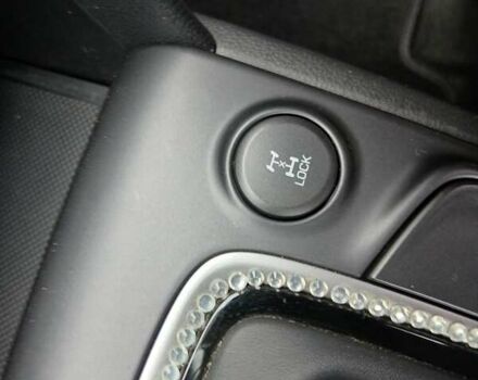 Серый Хендай Kona, объемом двигателя 2 л и пробегом 20 тыс. км за 16000 $, фото 11 на Automoto.ua