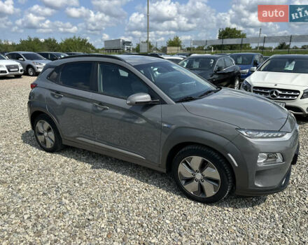 Серый Хендай Kona, объемом двигателя 0 л и пробегом 133 тыс. км за 16300 $, фото 13 на Automoto.ua