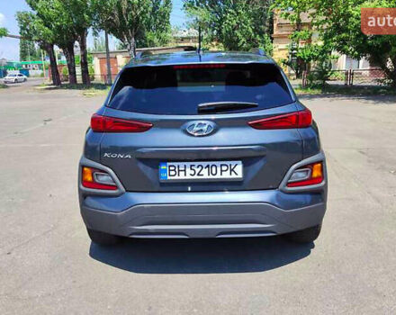 Сірий Хендай Kona, об'ємом двигуна 2 л та пробігом 90 тис. км за 16500 $, фото 2 на Automoto.ua