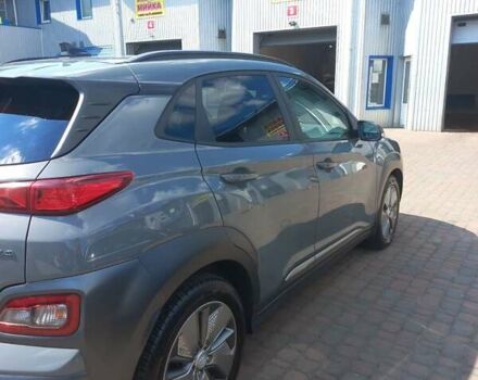 Серый Хендай Kona, объемом двигателя 0 л и пробегом 115 тыс. км за 17300 $, фото 25 на Automoto.ua