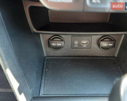 Сірий Хендай Kona, об'ємом двигуна 2 л та пробігом 79 тис. км за 13300 $, фото 16 на Automoto.ua