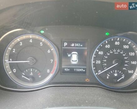 Серый Хендай Kona, объемом двигателя 1.59 л и пробегом 182 тыс. км за 2500 $, фото 8 на Automoto.ua