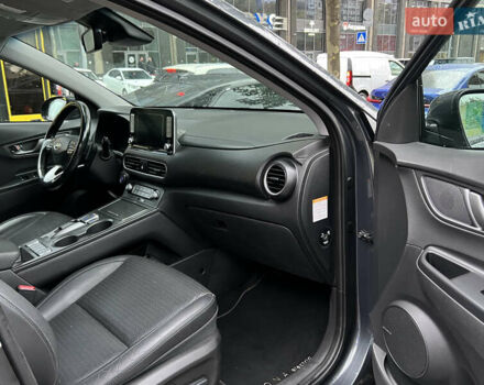 Сірий Хендай Kona, об'ємом двигуна 0 л та пробігом 113 тис. км за 17000 $, фото 32 на Automoto.ua