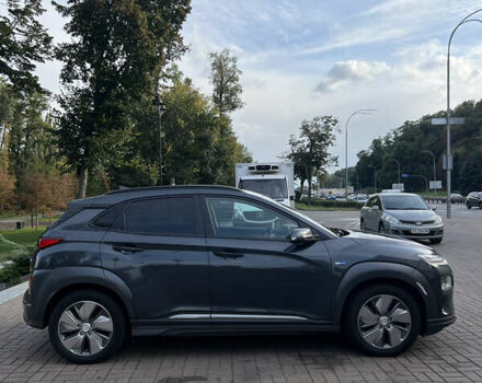 Сірий Хендай Kona, об'ємом двигуна 0 л та пробігом 113 тис. км за 17000 $, фото 15 на Automoto.ua