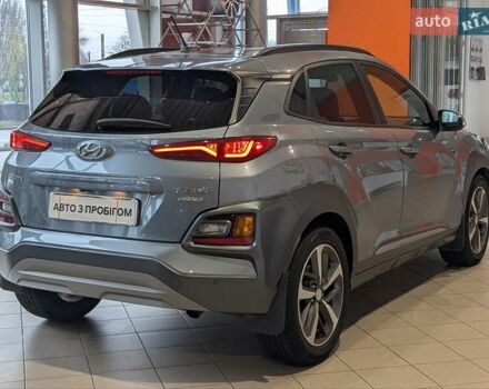 Сірий Хендай Kona, об'ємом двигуна 1.59 л та пробігом 75 тис. км за 15500 $, фото 8 на Automoto.ua