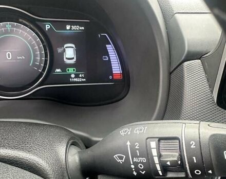 Серый Хендай Kona, объемом двигателя 0 л и пробегом 120 тыс. км за 16500 $, фото 13 на Automoto.ua