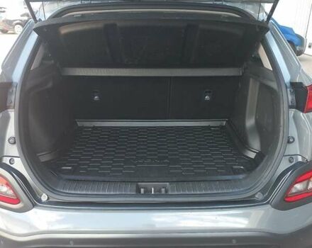 Серый Хендай Kona, объемом двигателя 0 л и пробегом 115 тыс. км за 17300 $, фото 19 на Automoto.ua