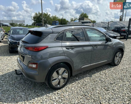 Серый Хендай Kona, объемом двигателя 0 л и пробегом 133 тыс. км за 16300 $, фото 11 на Automoto.ua