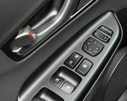 Сірий Хендай Kona, об'ємом двигуна 0 л та пробігом 113 тис. км за 17000 $, фото 27 на Automoto.ua