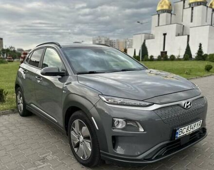 Серый Хендай Kona, объемом двигателя 0 л и пробегом 120 тыс. км за 16500 $, фото 4 на Automoto.ua