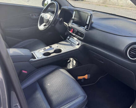 Сірий Хендай Kona, об'ємом двигуна 0 л та пробігом 164 тис. км за 16800 $, фото 32 на Automoto.ua