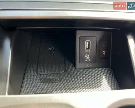 Серый Хендай Kona, объемом двигателя 0 л и пробегом 96 тыс. км за 17300 $, фото 24 на Automoto.ua