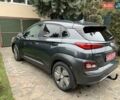 Серый Хендай Kona, объемом двигателя 0 л и пробегом 80 тыс. км за 18900 $, фото 2 на Automoto.ua