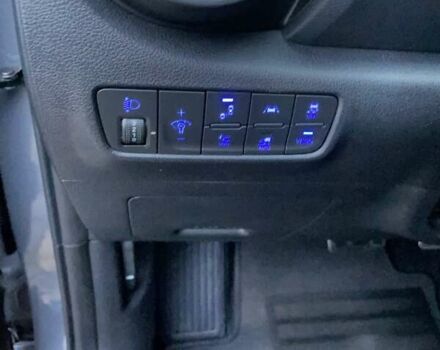 Серый Хендай Kona, объемом двигателя 0 л и пробегом 44 тыс. км за 17400 $, фото 5 на Automoto.ua