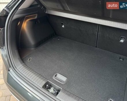 Сірий Хендай Kona, об'ємом двигуна 0 л та пробігом 71 тис. км за 17700 $, фото 76 на Automoto.ua