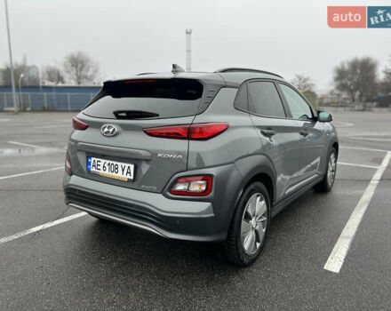 Серый Хендай Kona, объемом двигателя 0 л и пробегом 131 тыс. км за 16500 $, фото 10 на Automoto.ua
