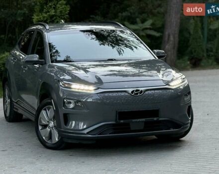 Серый Хендай Kona, объемом двигателя 0 л и пробегом 96 тыс. км за 17200 $, фото 1 на Automoto.ua