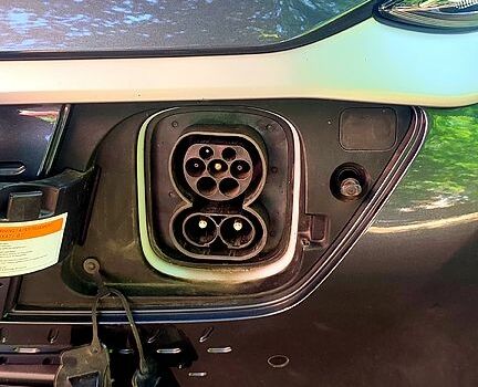 Серый Хендай Kona, объемом двигателя 0 л и пробегом 105 тыс. км за 17999 $, фото 8 на Automoto.ua