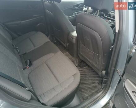 Сірий Хендай Kona, об'ємом двигуна 2 л та пробігом 112 тис. км за 14200 $, фото 19 на Automoto.ua