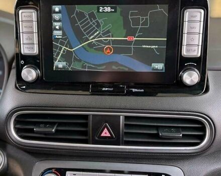 Серый Хендай Kona, объемом двигателя 0 л и пробегом 69 тыс. км за 15300 $, фото 16 на Automoto.ua
