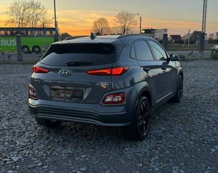 Сірий Хендай Kona, об'ємом двигуна 0 л та пробігом 113 тис. км за 17800 $, фото 4 на Automoto.ua