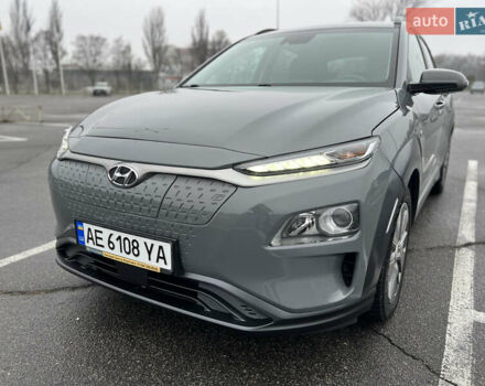 Серый Хендай Kona, объемом двигателя 0 л и пробегом 131 тыс. км за 16500 $, фото 7 на Automoto.ua