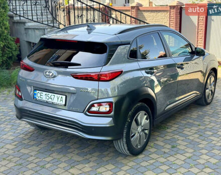 Серый Хендай Kona, объемом двигателя 0 л и пробегом 123 тыс. км за 16000 $, фото 6 на Automoto.ua