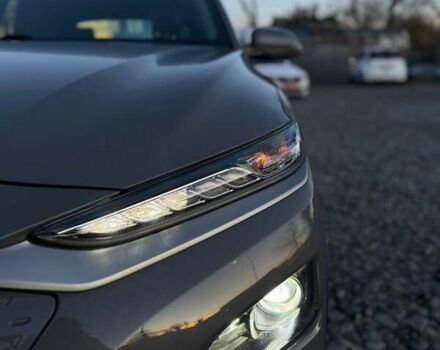 Сірий Хендай Kona, об'ємом двигуна 0 л та пробігом 113 тис. км за 17800 $, фото 22 на Automoto.ua
