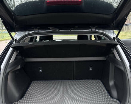 Серый Хендай Kona, объемом двигателя 0 л и пробегом 115 тыс. км за 19000 $, фото 17 на Automoto.ua