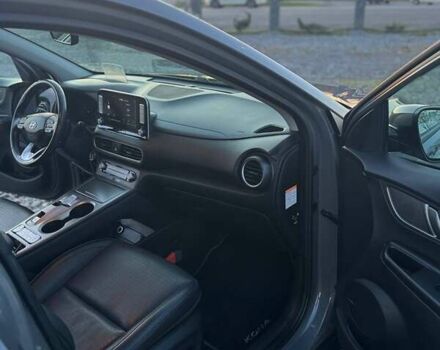 Сірий Хендай Kona, об'ємом двигуна 0 л та пробігом 113 тис. км за 17800 $, фото 17 на Automoto.ua