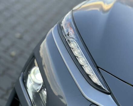 Серый Хендай Kona, объемом двигателя 0 л и пробегом 126 тыс. км за 17300 $, фото 12 на Automoto.ua