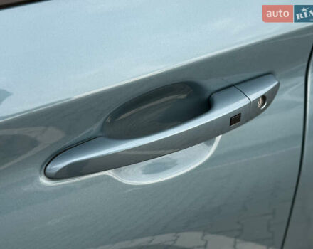 Серый Хендай Kona, объемом двигателя 0 л и пробегом 127 тыс. км за 17650 $, фото 14 на Automoto.ua