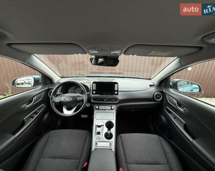 Серый Хендай Kona, объемом двигателя 0 л и пробегом 127 тыс. км за 17650 $, фото 25 на Automoto.ua