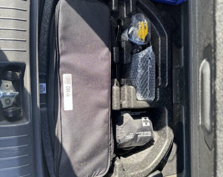 Сірий Хендай Kona, об'ємом двигуна 0 л та пробігом 164 тис. км за 16800 $, фото 26 на Automoto.ua