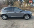 Серый Хендай Kona, объемом двигателя 0 л и пробегом 92 тыс. км за 15900 $, фото 4 на Automoto.ua