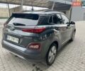 Сірий Хендай Kona, об'ємом двигуна 0 л та пробігом 92 тис. км за 17900 $, фото 3 на Automoto.ua