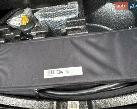 Сірий Хендай Kona, об'ємом двигуна 0 л та пробігом 71 тис. км за 17700 $, фото 78 на Automoto.ua