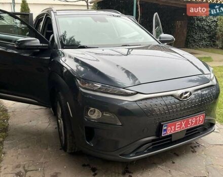Серый Хендай Kona, объемом двигателя 0 л и пробегом 80 тыс. км за 18900 $, фото 10 на Automoto.ua