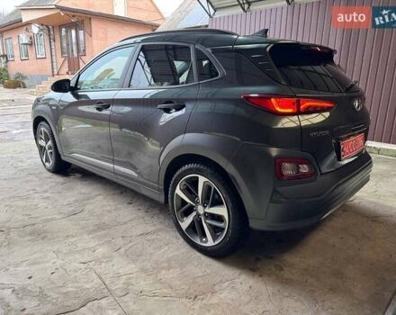 Серый Хендай Kona, объемом двигателя 0 л и пробегом 81 тыс. км за 17600 $, фото 11 на Automoto.ua