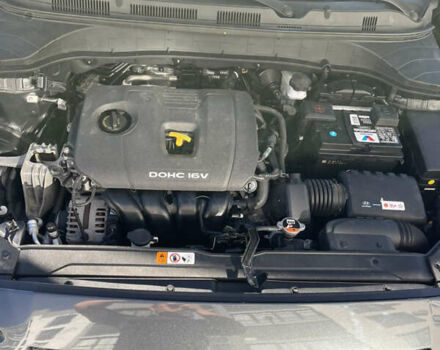 Серый Хендай Kona, объемом двигателя 2 л и пробегом 93 тыс. км за 15900 $, фото 17 на Automoto.ua