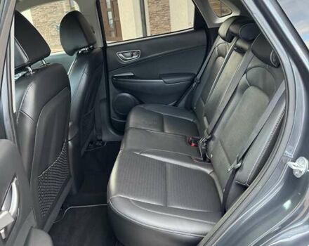 Сірий Хендай Kona, об'ємом двигуна 0 л та пробігом 71 тис. км за 17700 $, фото 50 на Automoto.ua