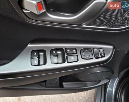 Хендай Kona 2019 в Днепре (Днепропетровске) на Automoto.ua Серый Хендай Kona, объемом двигателя 0 л и пробегом 130 тыс. км за 17400 $, фото 18 на Automoto.ua