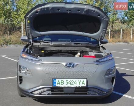 Сірий Хендай Kona, об'ємом двигуна 0 л та пробігом 71 тис. км за 17500 $, фото 28 на Automoto.ua