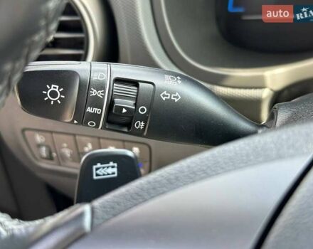 Серый Хендай Kona, объемом двигателя 0 л и пробегом 137 тыс. км за 16700 $, фото 23 на Automoto.ua