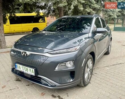 Сірий Хендай Kona, об'ємом двигуна 0 л та пробігом 92 тис. км за 17900 $, фото 1 на Automoto.ua