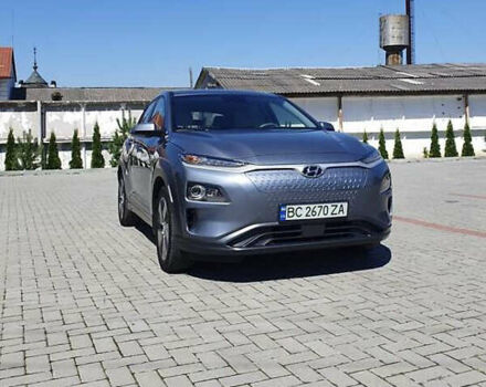 Серый Хендай Kona, объемом двигателя 0 л и пробегом 114 тыс. км за 15300 $, фото 8 на Automoto.ua