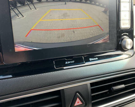 Сірий Хендай Kona, об'ємом двигуна 0 л та пробігом 82 тис. км за 16900 $, фото 12 на Automoto.ua